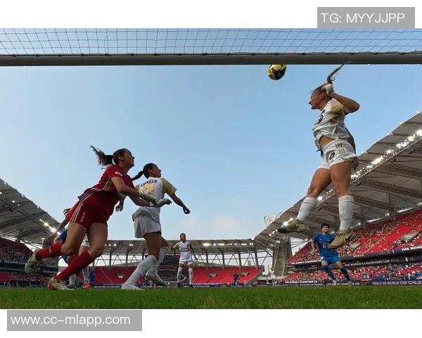 武汉车谷江大女足对阵奥克兰联全场数据分析射门与越位情况一览