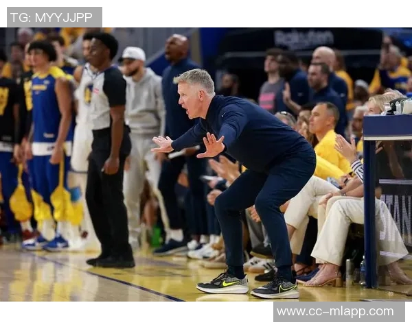 科尔称霍福德搭配能力强大将为追梦提供重要支持 科尔称霍福德搭配能力强大将为追梦提供重要支持