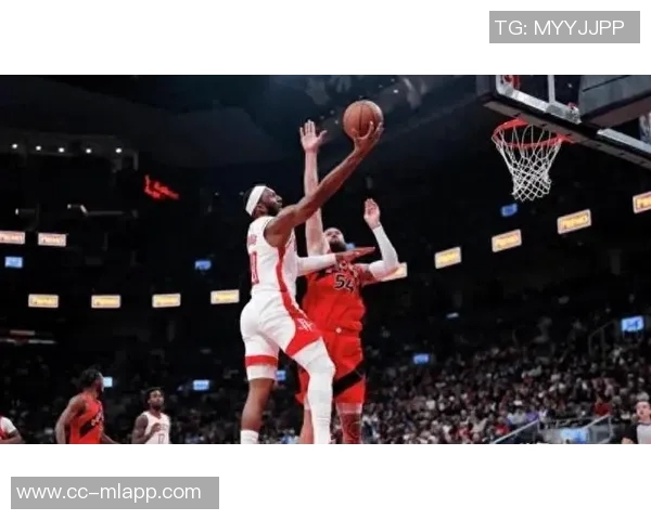 火箭队今日训练精彩瞬间KD与阿门击掌庆祝奥科吉上演霸气暴扣 火箭队今日训练精彩瞬间KD与阿门击掌庆祝奥科吉上演霸气暴扣