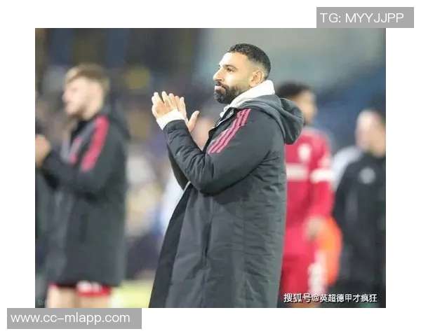 帕杜坚信萨拉赫能在对阵曼联中重拾状态迎来强势反弹 帕杜坚信萨拉赫能在对阵曼联中重拾状态迎来强势反弹